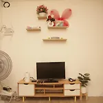 Friend\'S House Arak